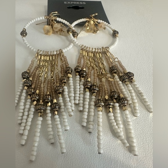 Express Beaded Hoop Chandelier Earrings โ White & Gold โ NWT - Picture 2 of 9